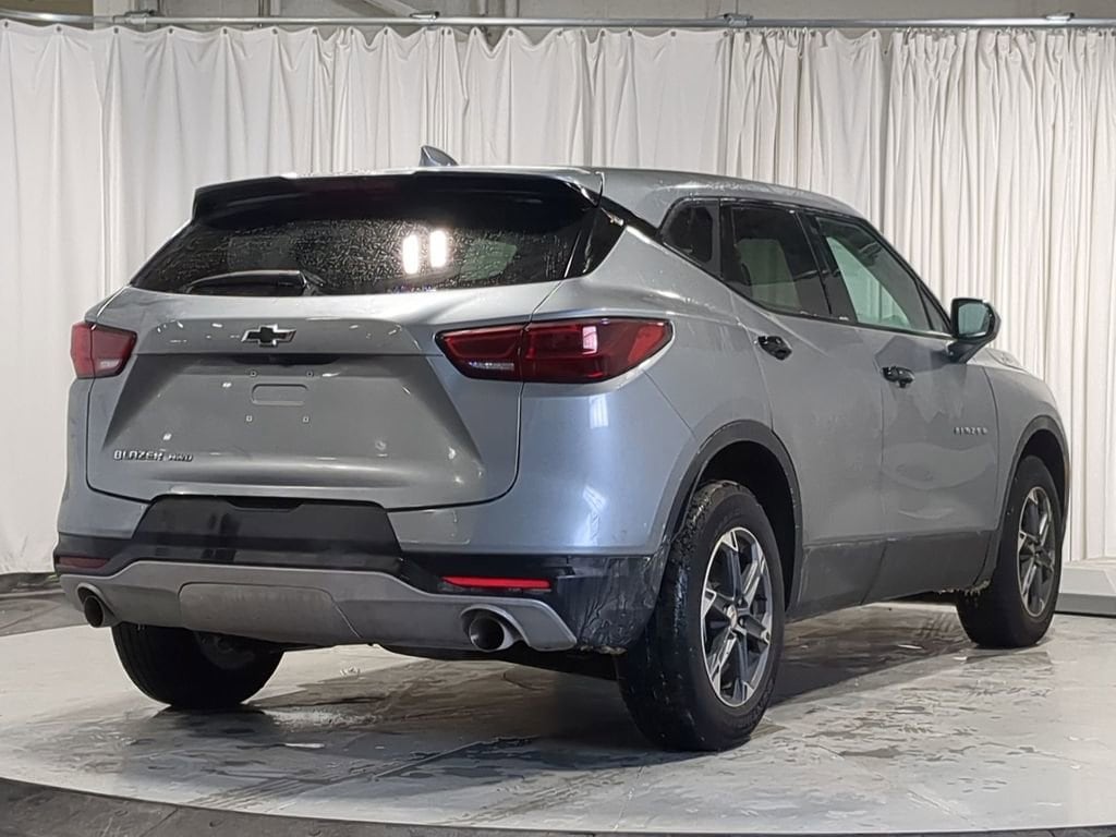 Thumbnail: 2025 Chevrolet Blazer - 17