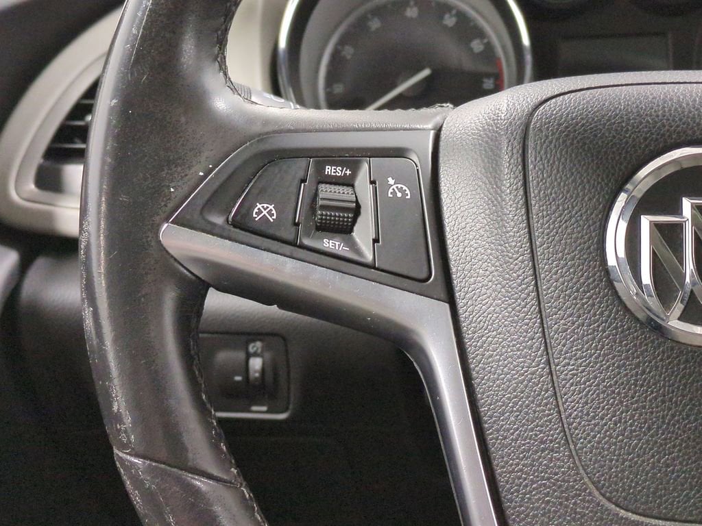 Thumbnail: 2016 Buick Verano - 26