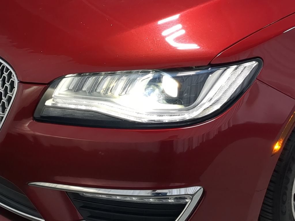 Thumbnail: 2017 Lincoln MKZ - 14