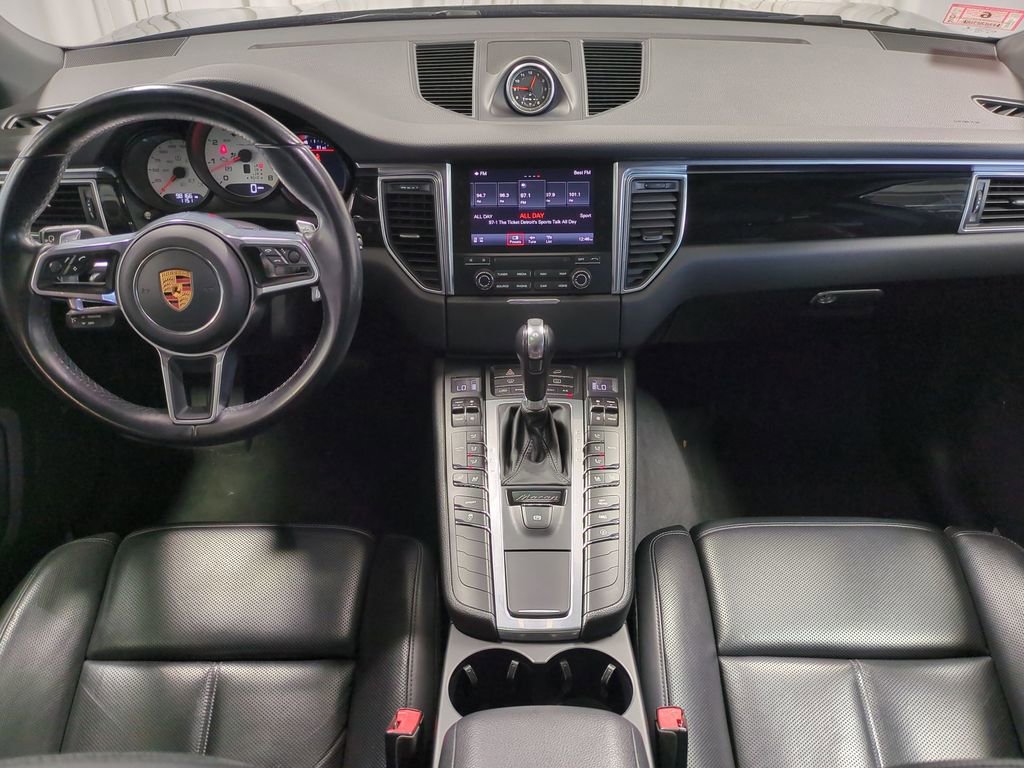 2018 Porsche Macan S 13