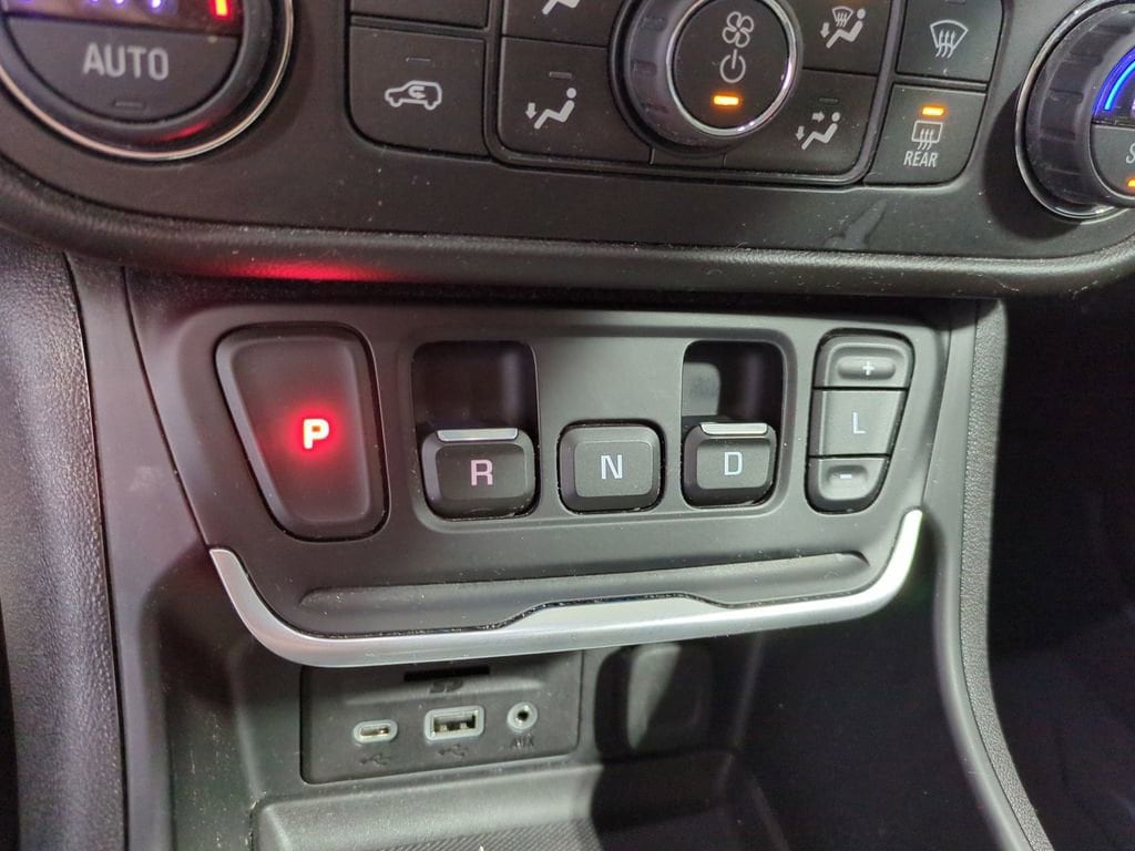 Thumbnail: 2020 GMC Terrain - 39