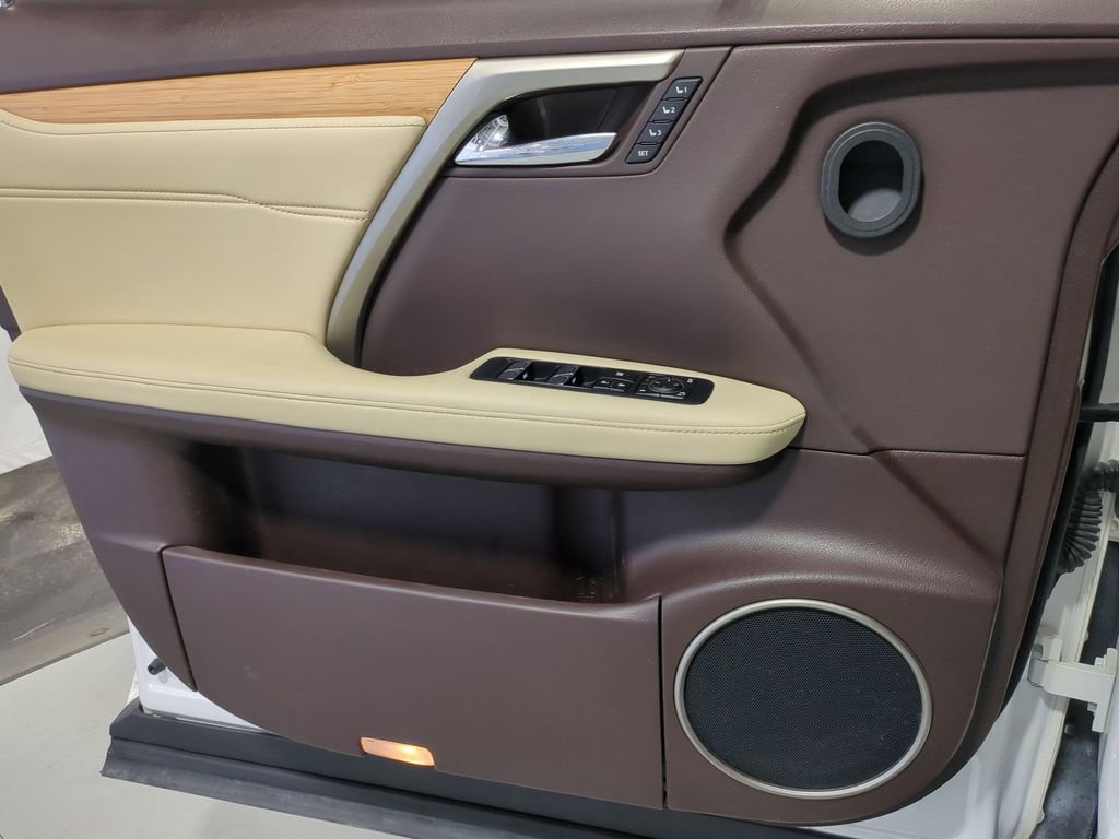 Thumbnail: 2019 Lexus RX - 34