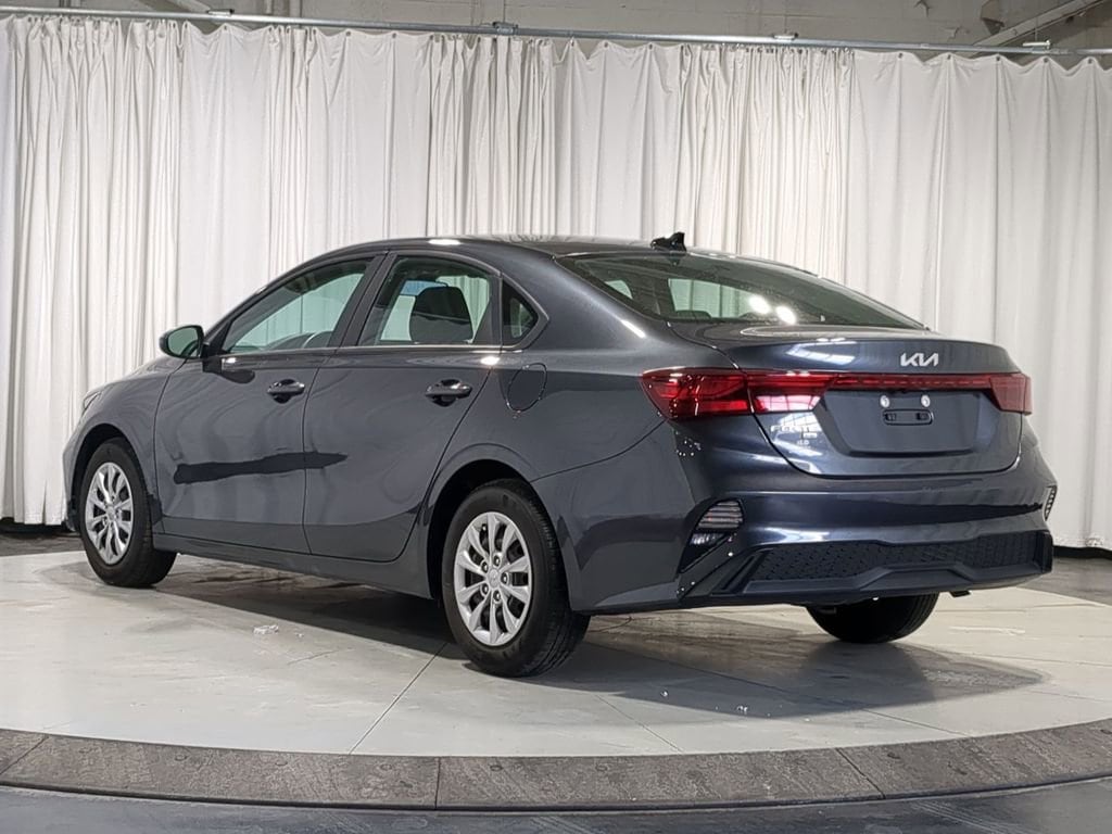 Thumbnail: 2022 Kia Forte - 12