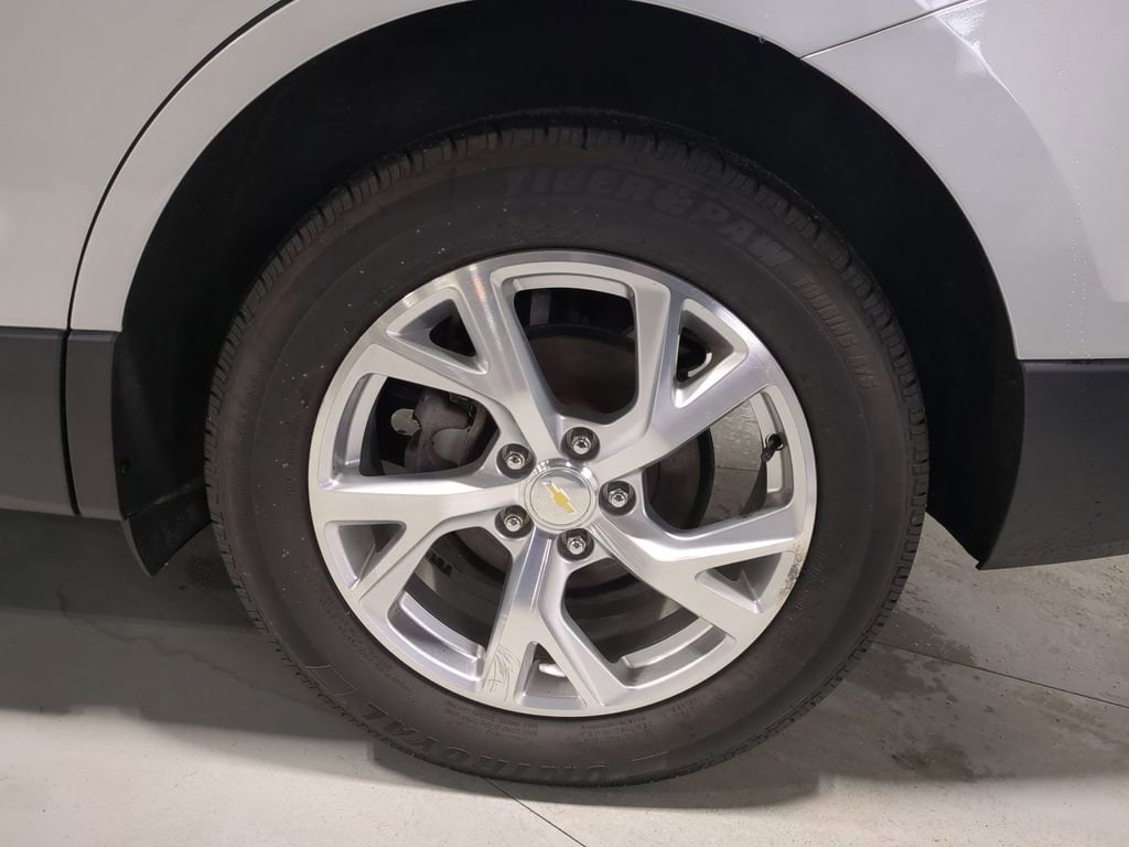 Thumbnail: 2018 Chevrolet Equinox - 17