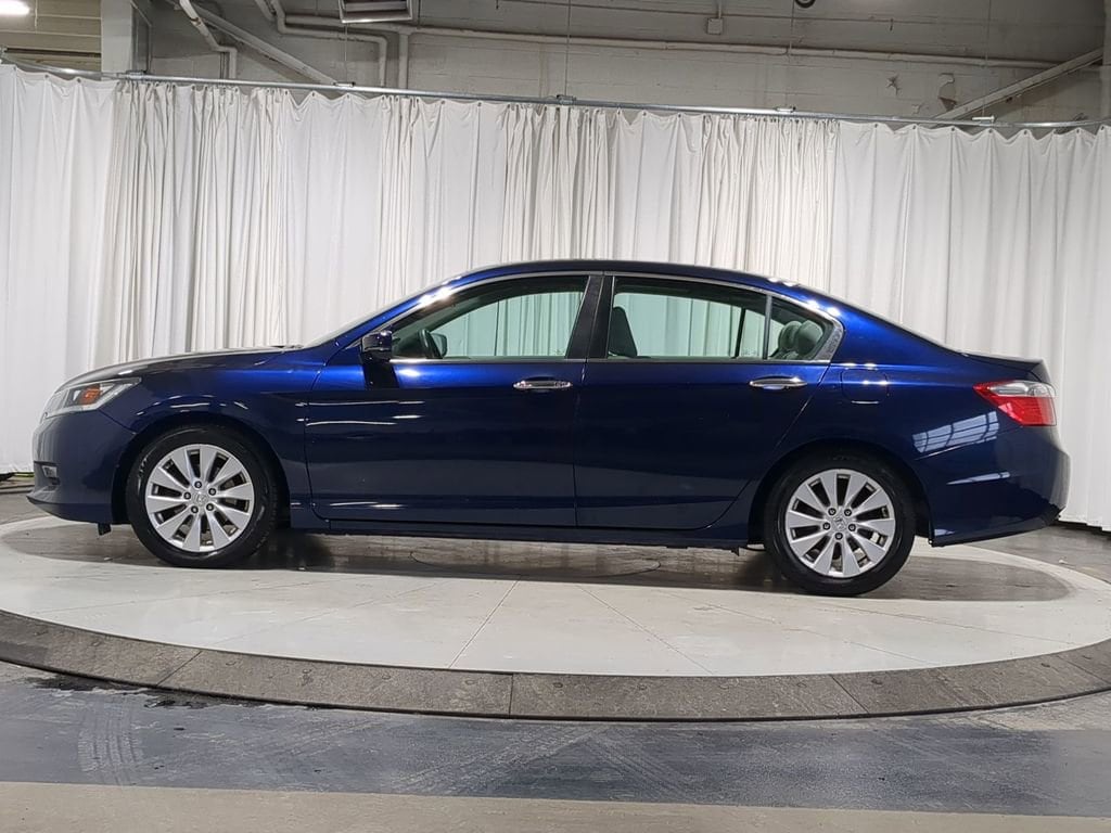 Thumbnail: 2015 Honda Accord - 12