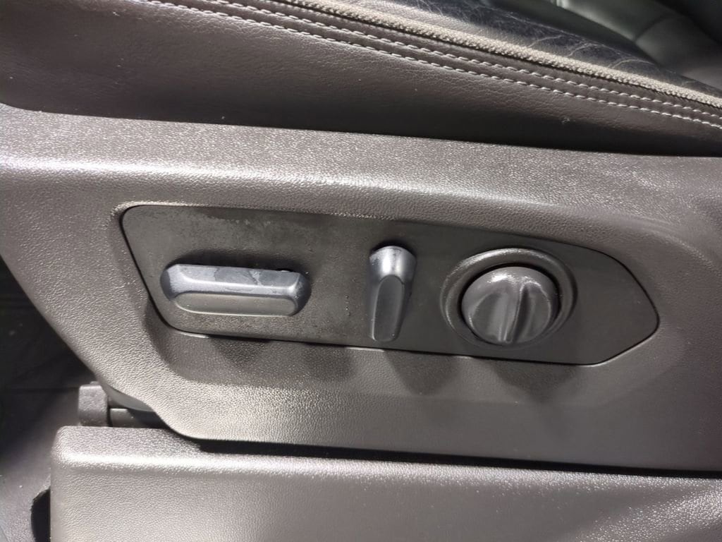 Thumbnail: 2019 Chevrolet Silverado 1500 - 21