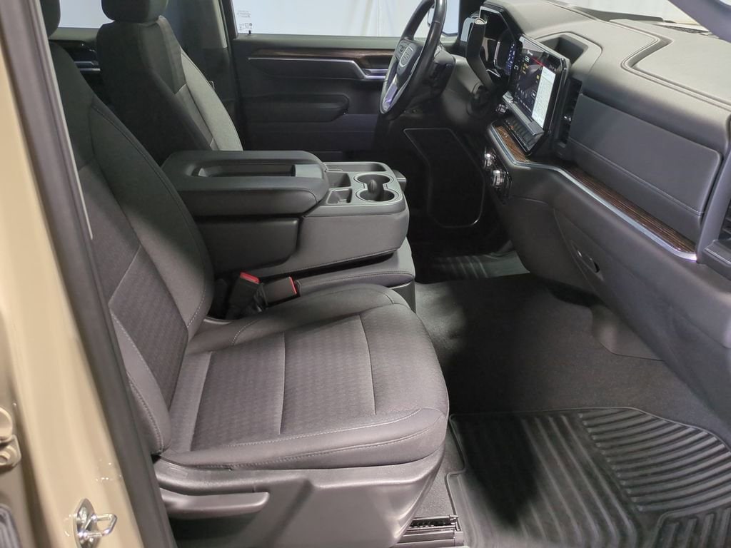 Thumbnail: 2022 GMC Sierra 1500 - 24