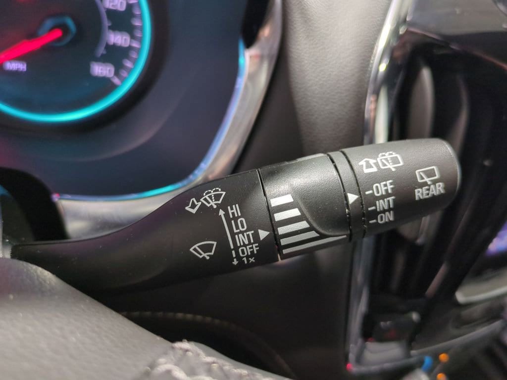 Thumbnail: 2023 Chevrolet Traverse - 25