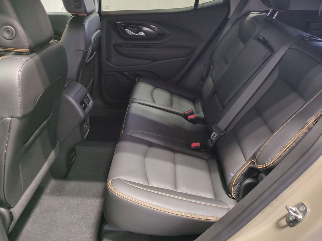 Thumbnail: 2022 GMC Terrain - 17
