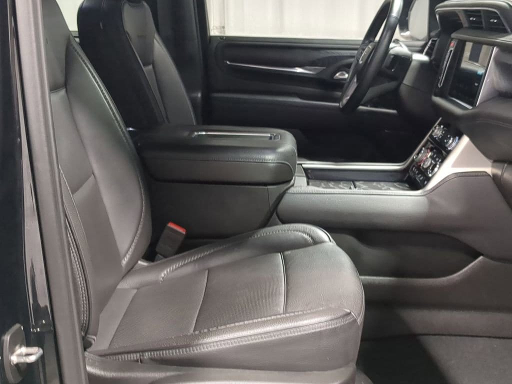 Thumbnail: 2024 GMC Yukon - 37