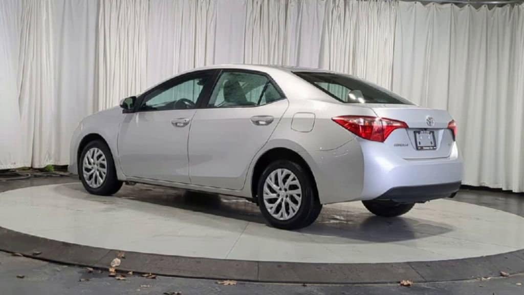 Thumbnail: 2018 Toyota Corolla - 8