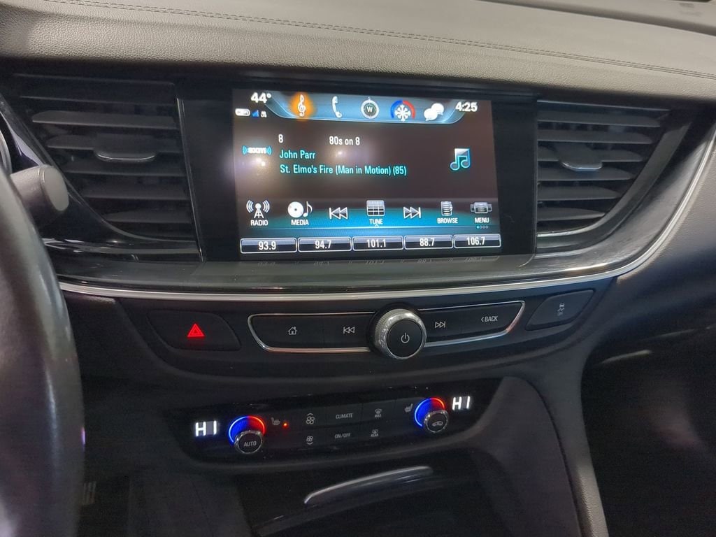 Thumbnail: 2018 Buick Regal - 34