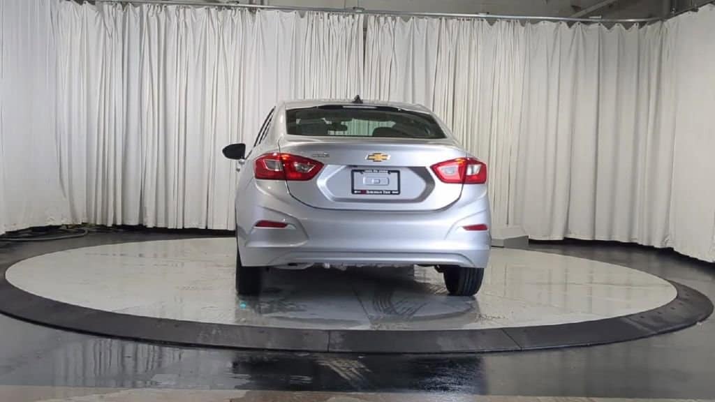 Thumbnail: 2019 Chevrolet Cruze - 9