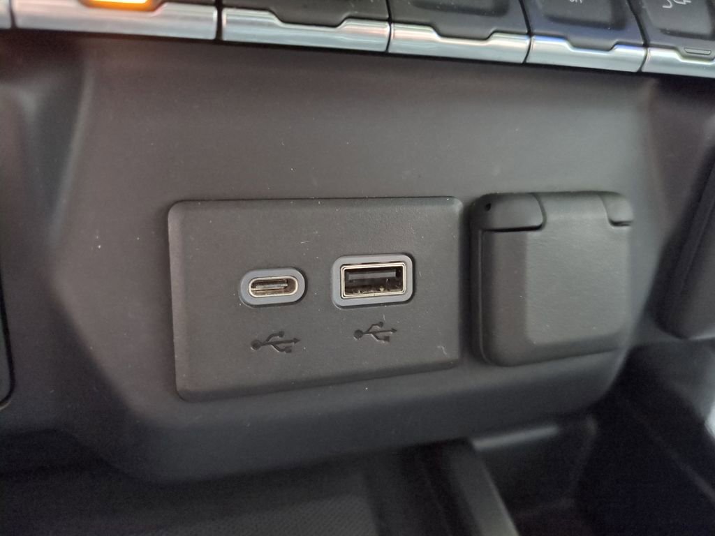 Thumbnail: 2019 Chevrolet Silverado 1500 - 39