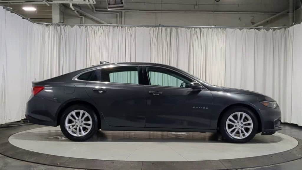 Thumbnail: 2018 Chevrolet Malibu - 11