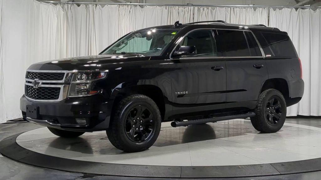 Thumbnail: 2018 Chevrolet Tahoe - 5