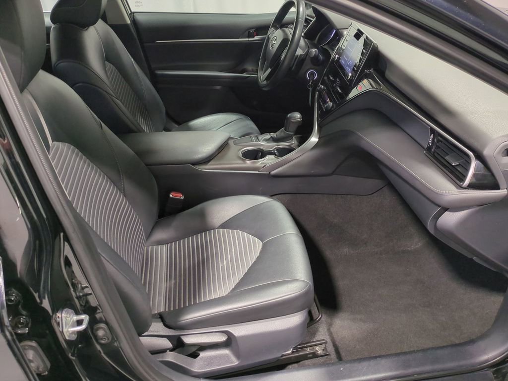 Thumbnail: 2023 Toyota Camry - 20