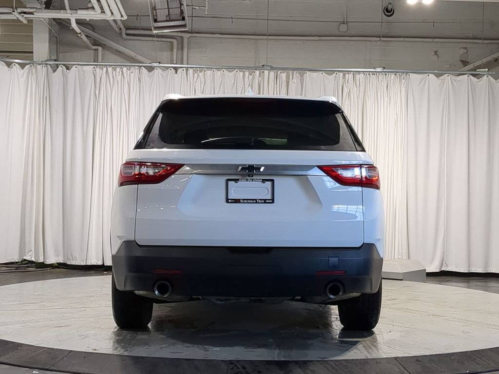 Thumbnail: 2020 Chevrolet Traverse - 16