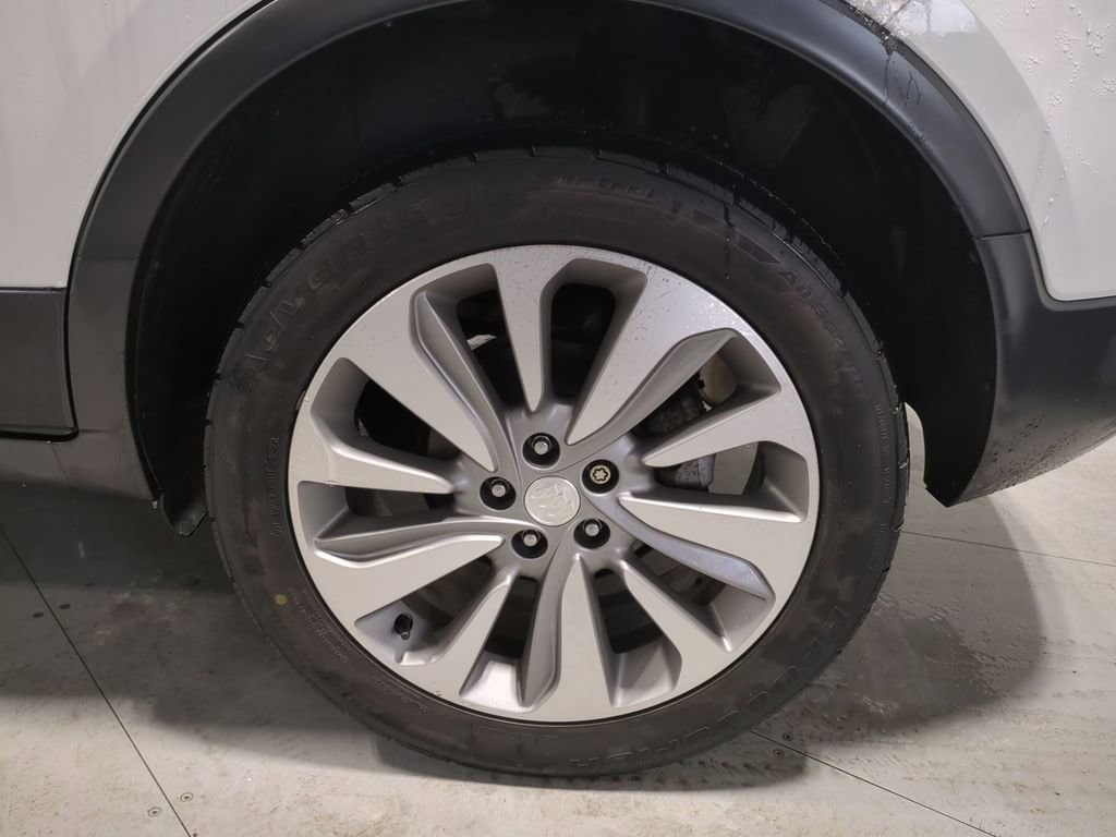 Thumbnail: 2018 Buick Encore - 17