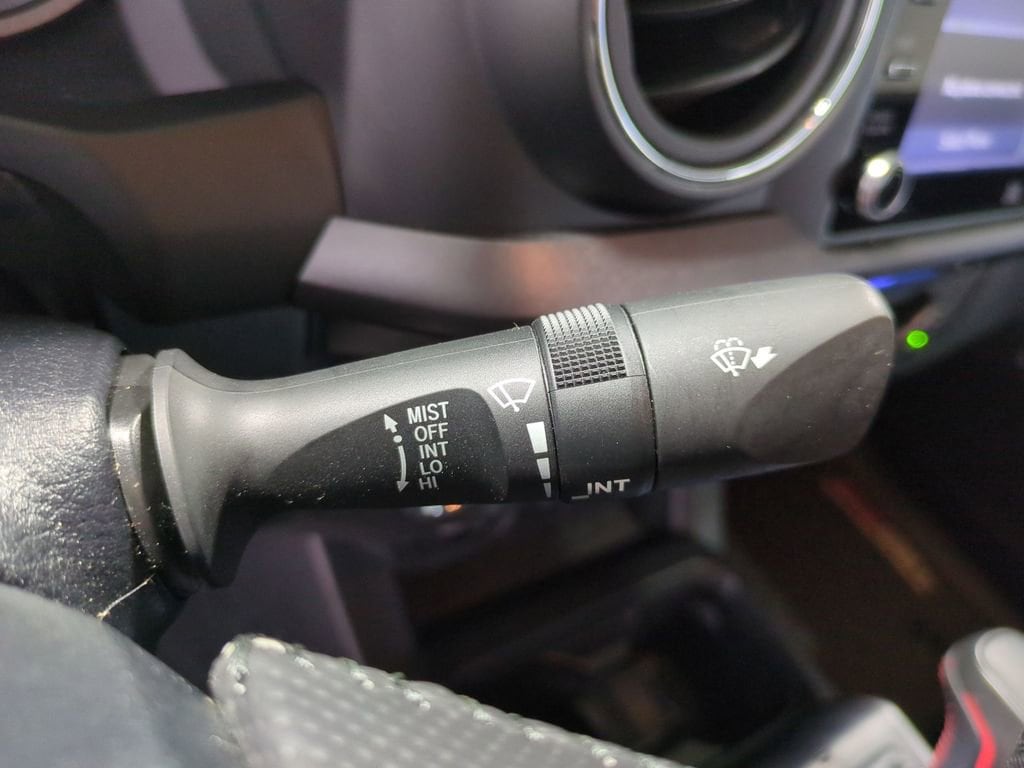 Thumbnail: 2021 Toyota Tacoma - 32