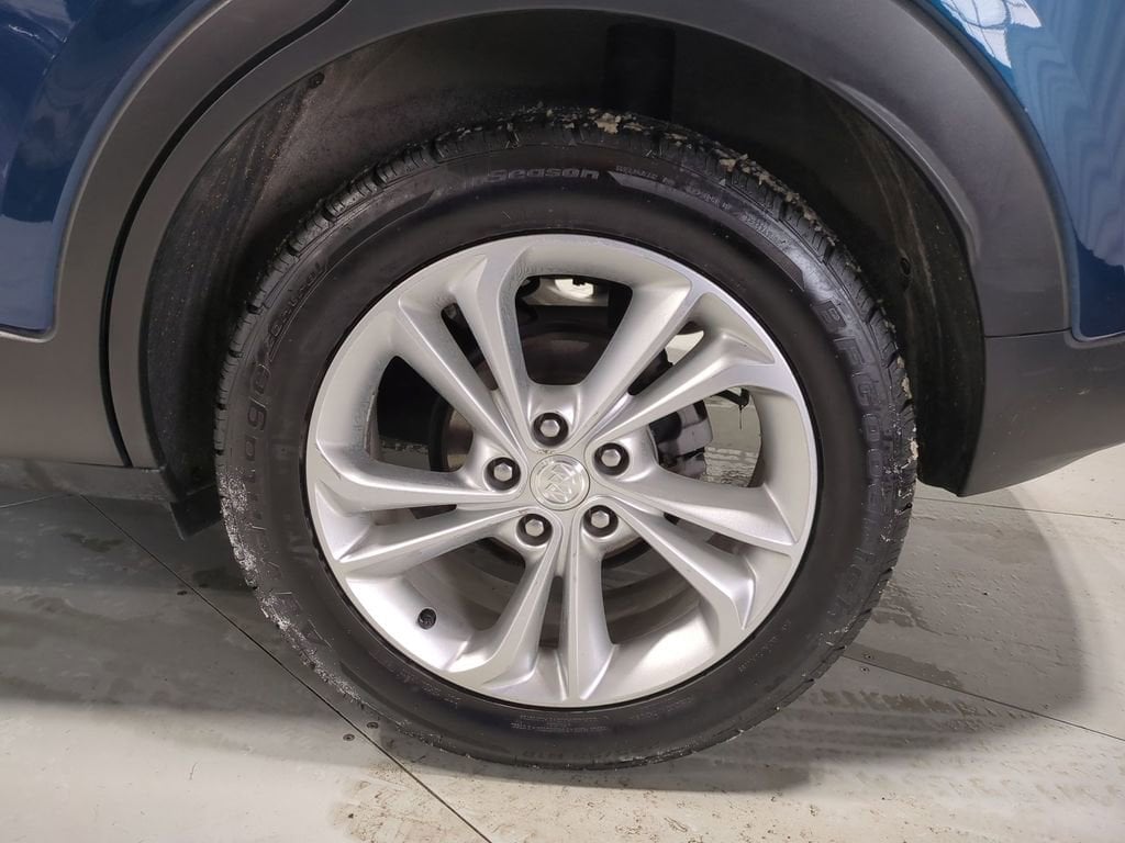 Thumbnail: 2020 Buick Encore GX - 17