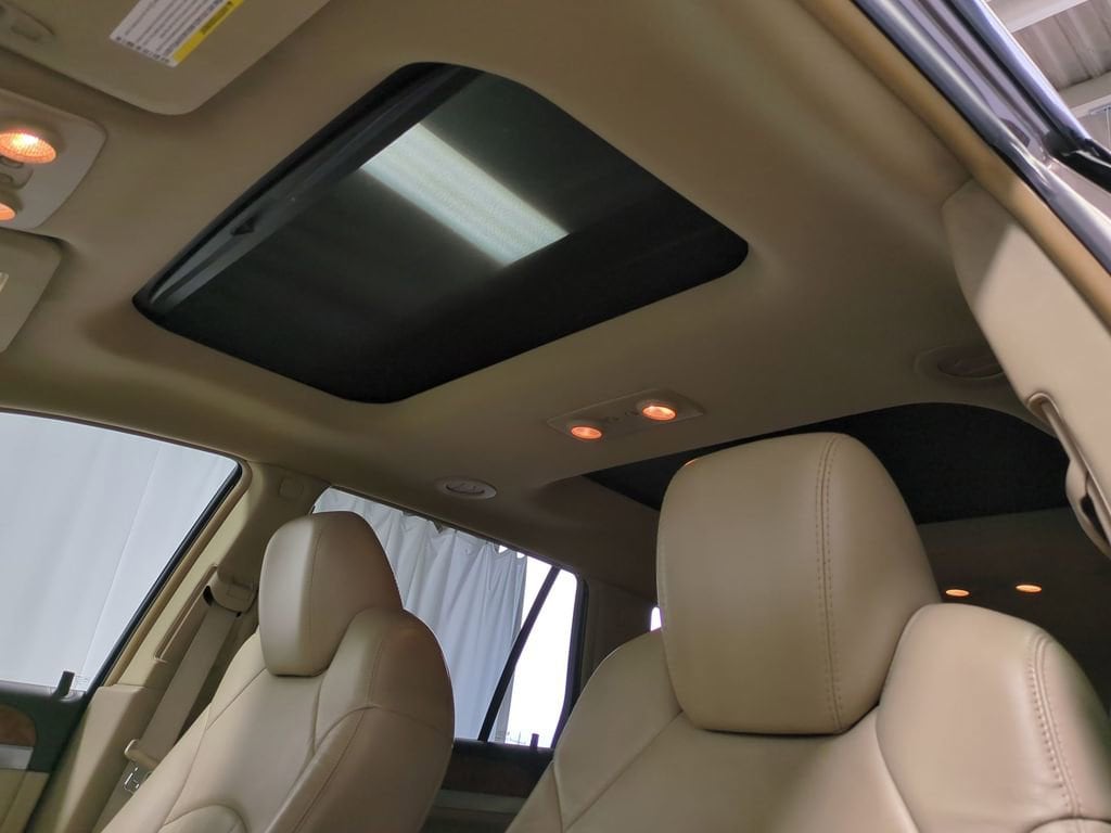 Thumbnail: 2009 Buick Enclave - 21