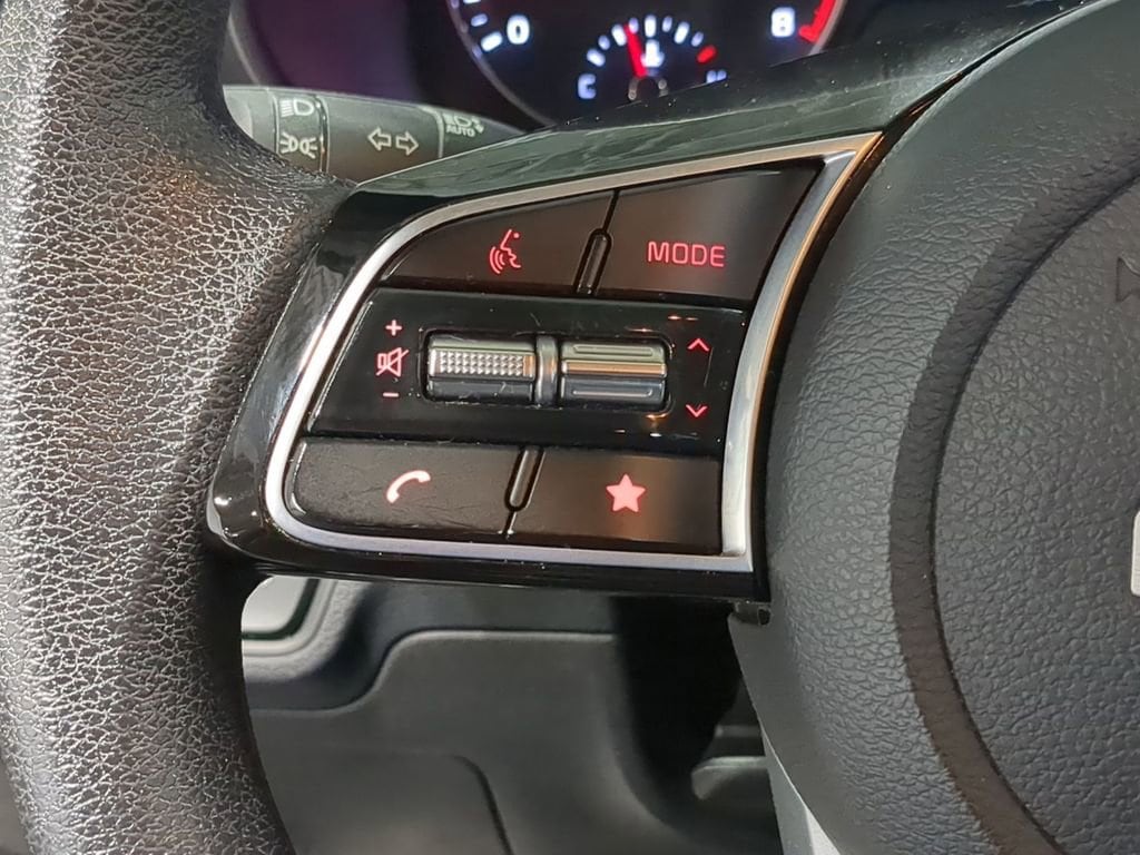 Thumbnail: 2022 Kia Forte - 30