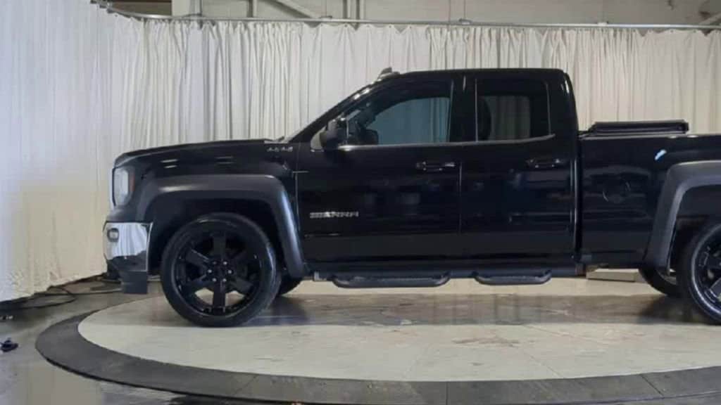 Thumbnail: 2017 GMC Sierra 1500 - 6