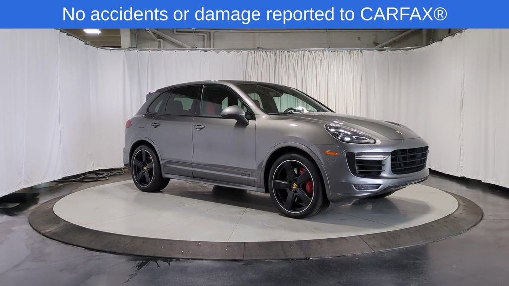 2016 Porsche Cayenne GTS photo 2