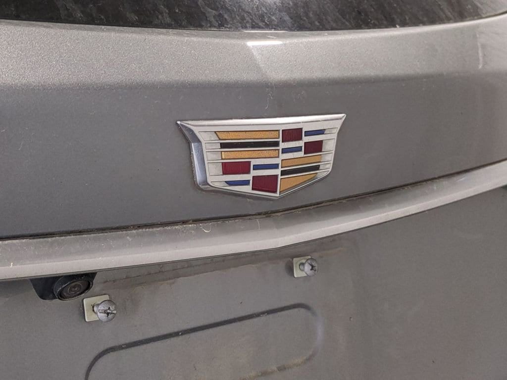 Thumbnail: 2023 Cadillac XT5 - 11