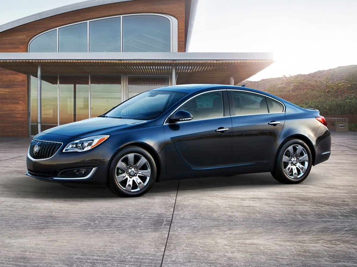2017 Buick Regal Premium Hero Image