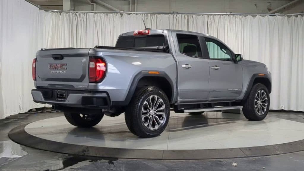 Thumbnail: 2023 GMC Canyon - 10