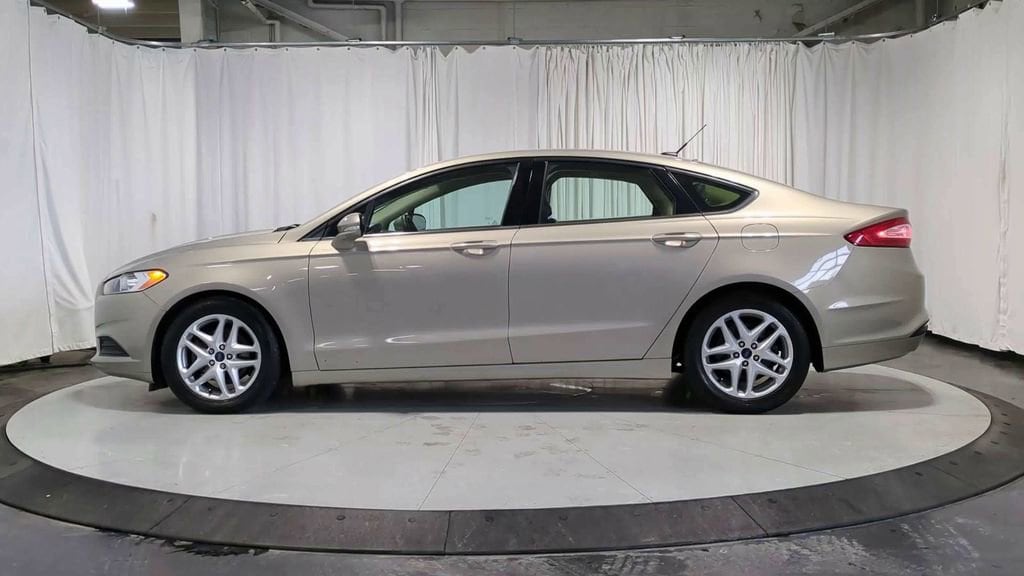 Thumbnail: 2015 Ford Fusion - 6