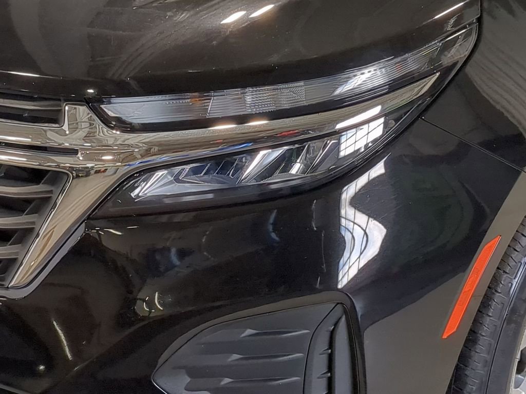 Thumbnail: 2022 Chevrolet Equinox - 22