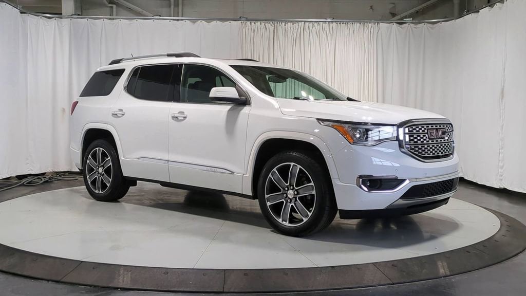Thumbnail: 2019 GMC Acadia - 2