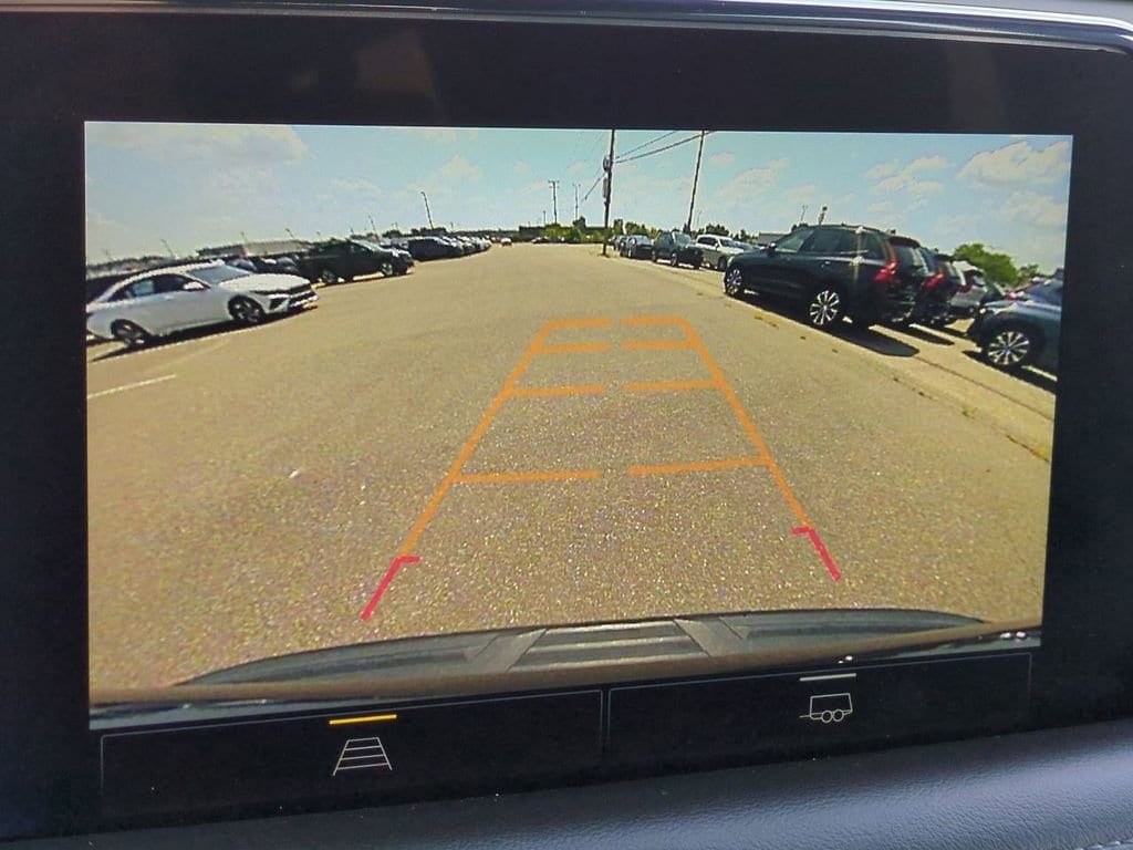 Thumbnail: 2022 Chevrolet Suburban - 34