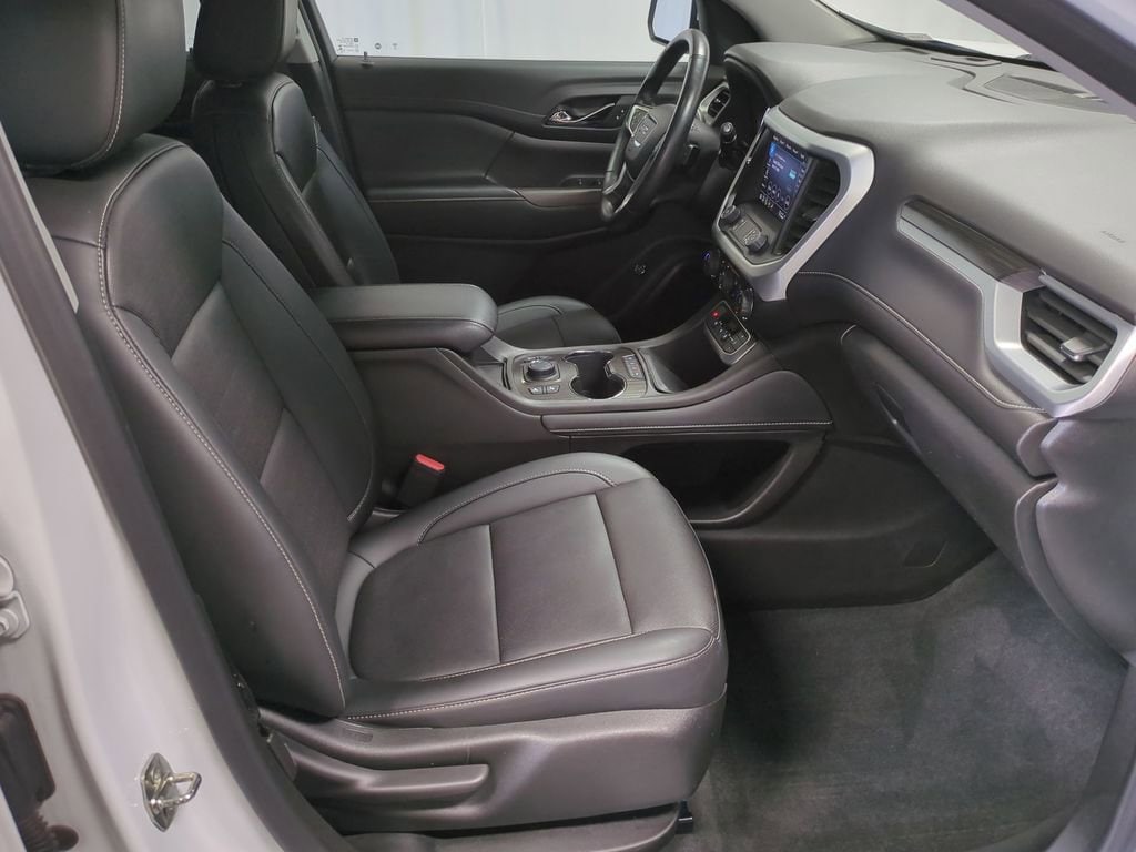 2022 GMC Acadia SLT 19