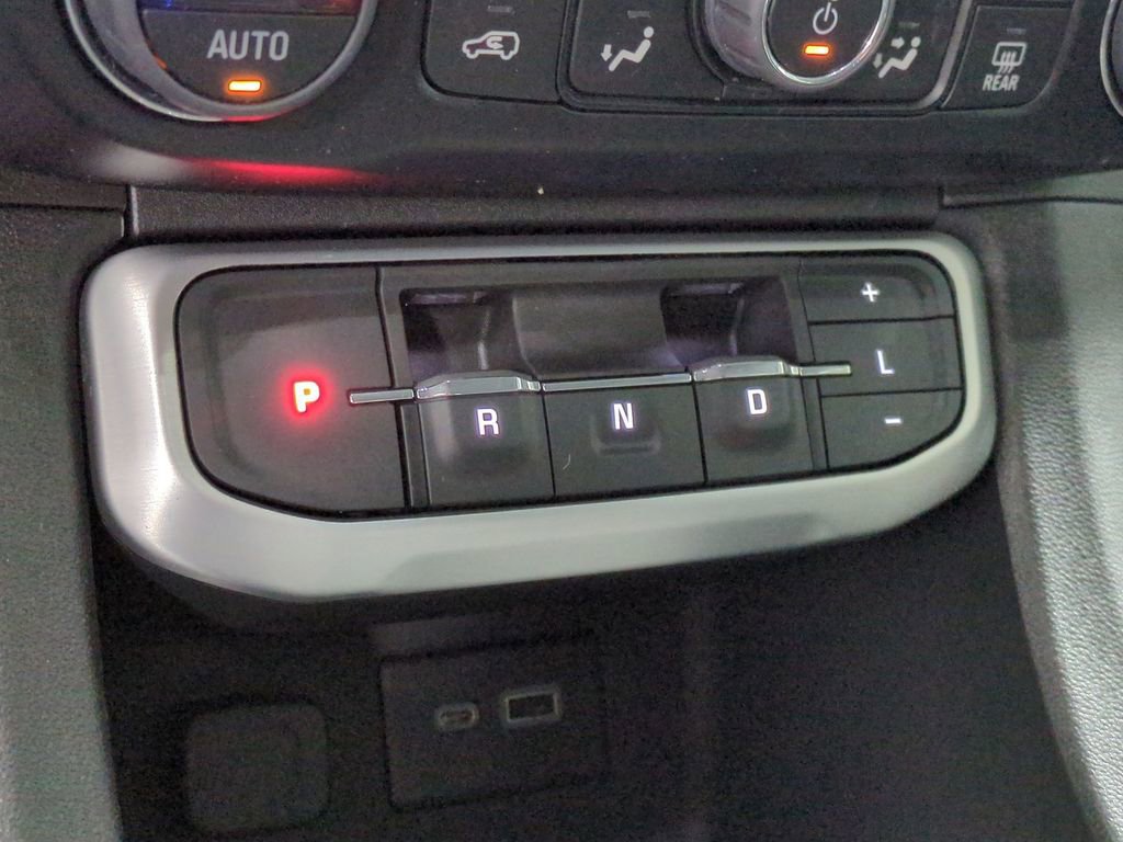 Thumbnail: 2023 GMC Acadia - 39