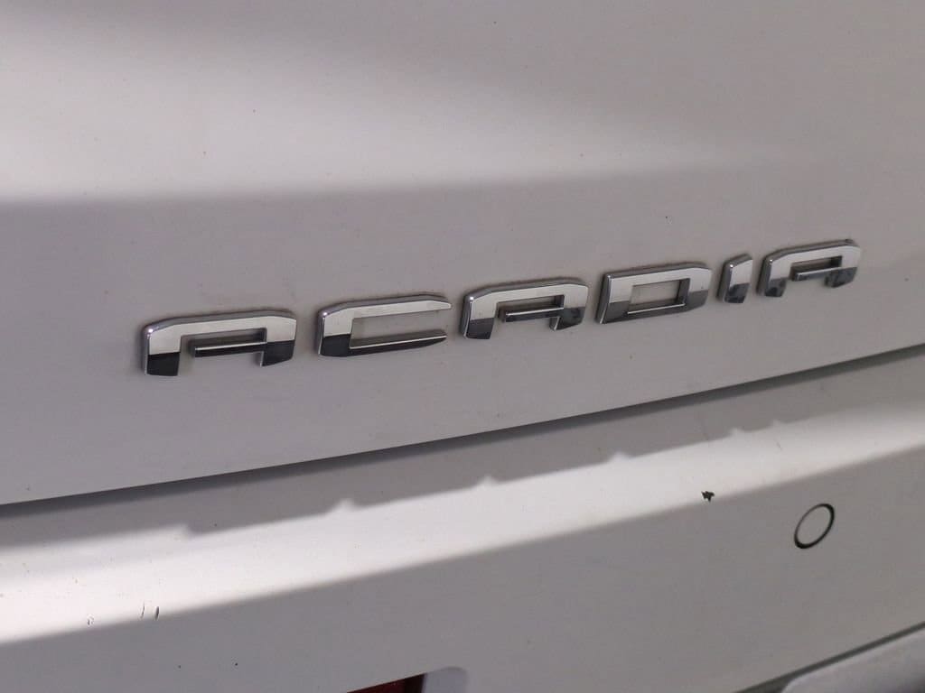 Thumbnail: 2022 GMC Acadia - 16