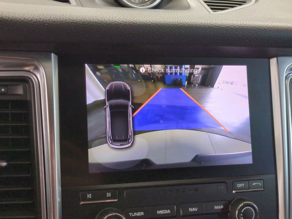 2018 Porsche Macan S 27