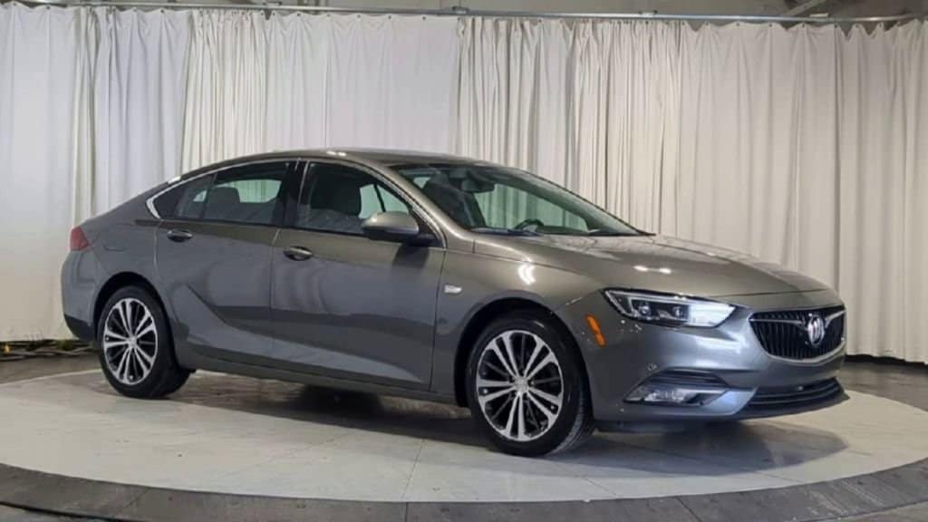 Thumbnail: 2018 Buick Regal - 3