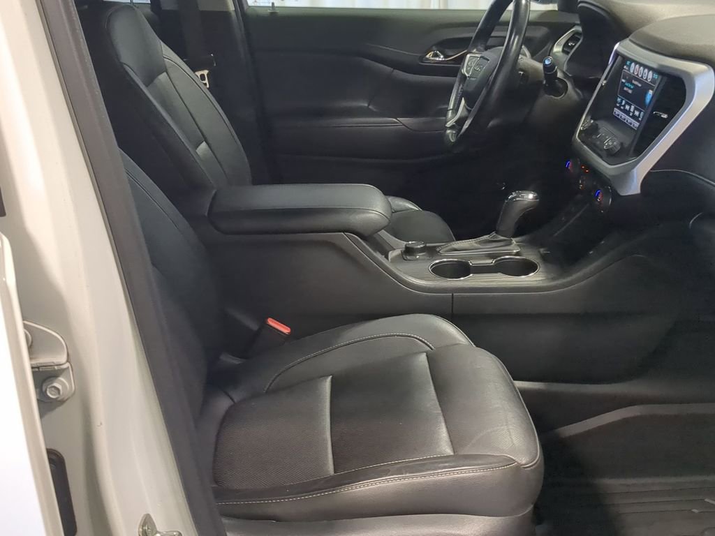 Thumbnail: 2019 GMC Acadia - 27