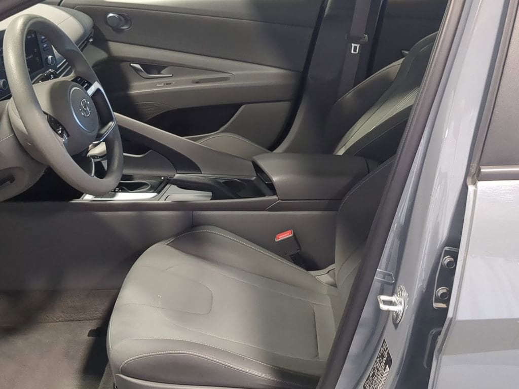 Thumbnail: 2021 Hyundai Elantra - 19
