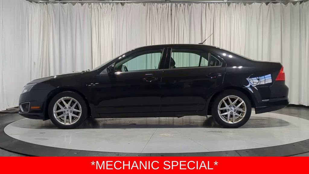 Thumbnail: 2010 Ford Fusion - 5