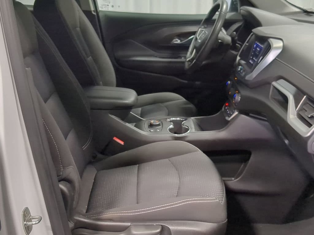 Thumbnail: 2022 GMC Terrain - 34