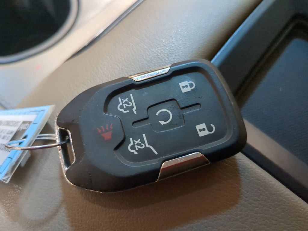 Thumbnail: 2015 GMC Yukon - 41