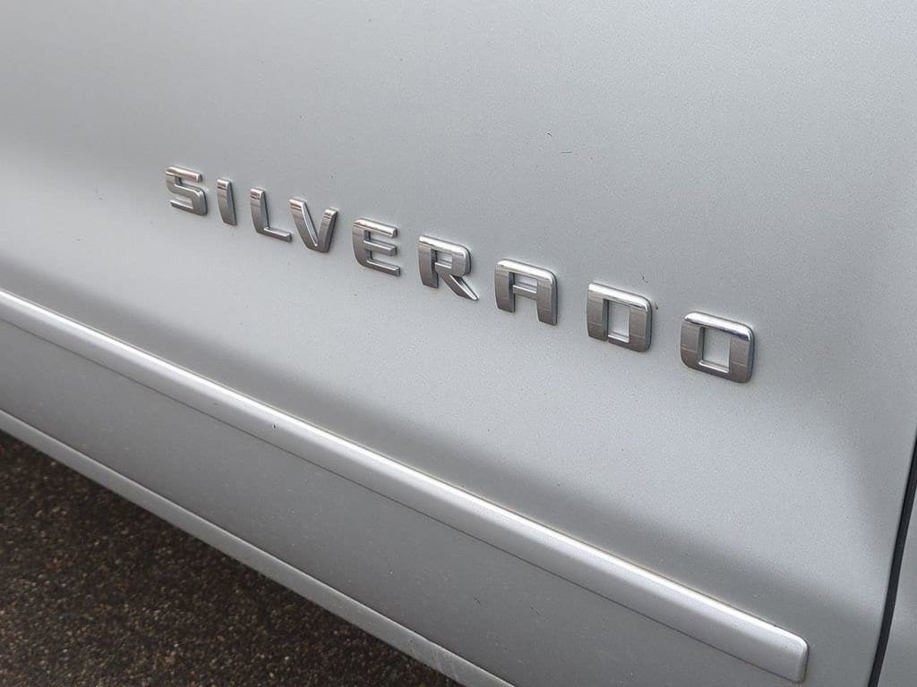 Thumbnail: 2017 Chevrolet Silverado 1500 - 14