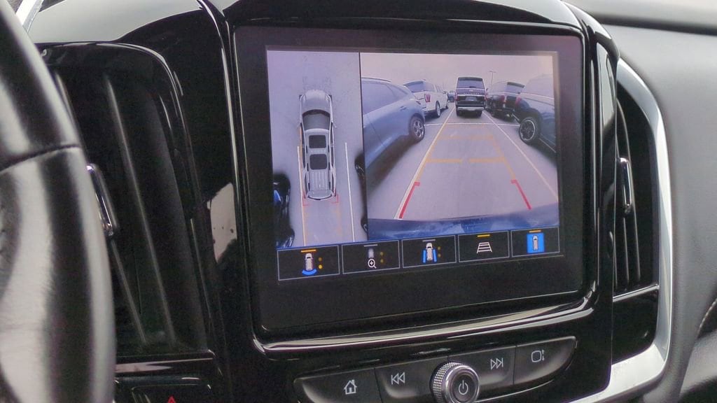 Thumbnail: 2022 Chevrolet Traverse - 35