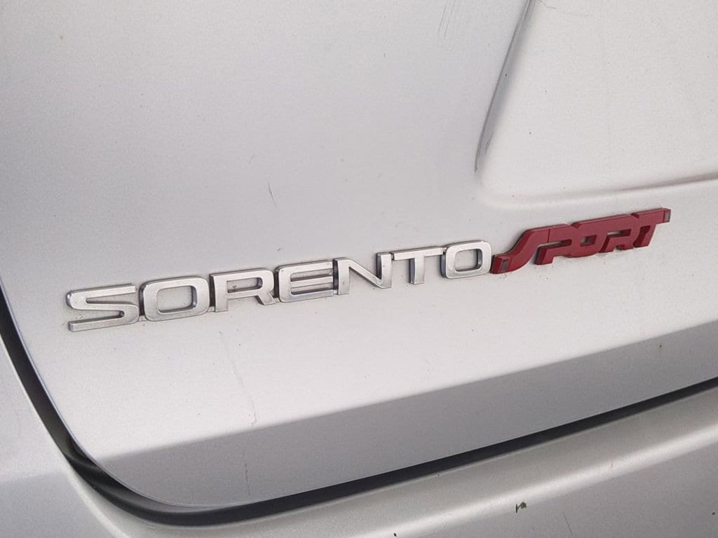 Thumbnail: 2018 Kia Sorento - 15