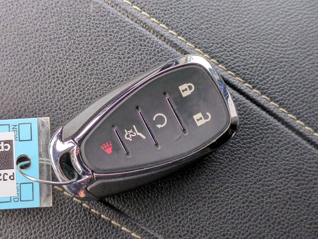 Thumbnail: 2023 Chevrolet Traverse - 35